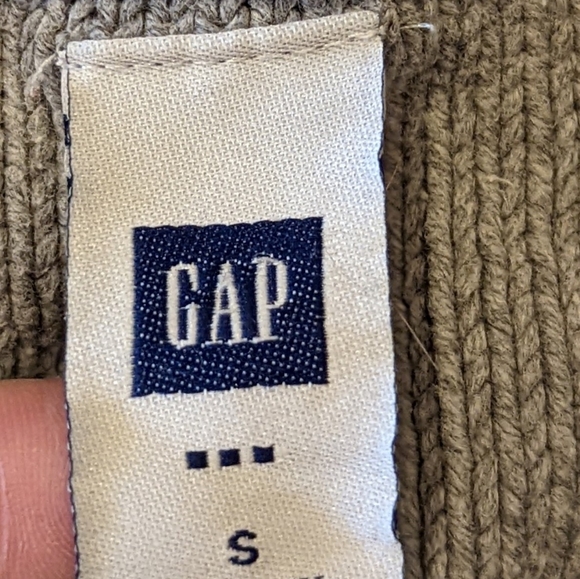 Gap size Small Gray hooded Sweater - Picture 3 of 3